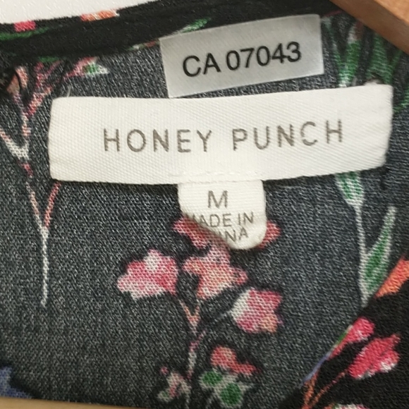 Honey Punch Romper - Picture 5 of 7